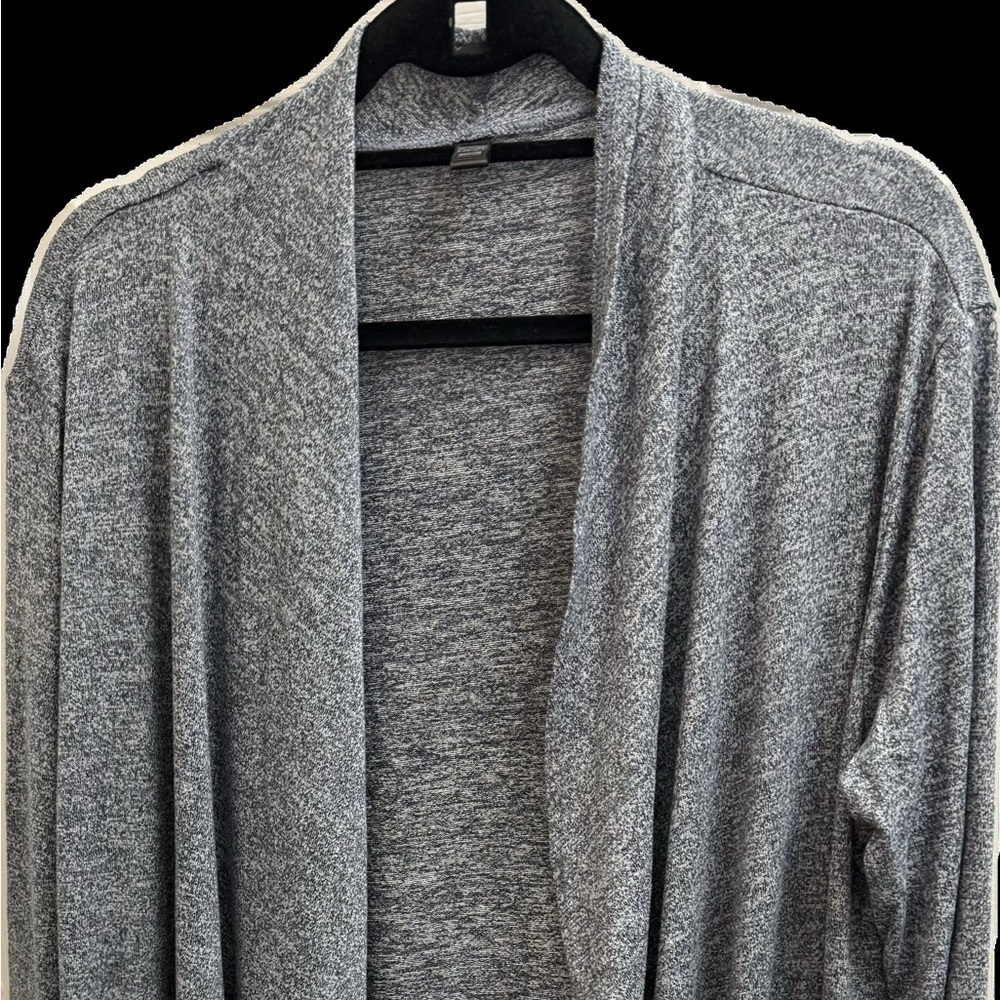 New 32 Degrees Women's Gray Cardigan Sweater